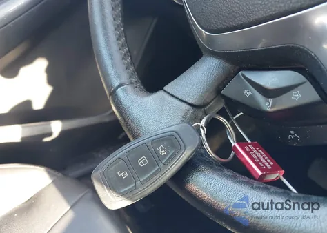 2012 Ford Focus Titanium z USA, uszkodzony, nr VIN 1FAHP3N20CL472573